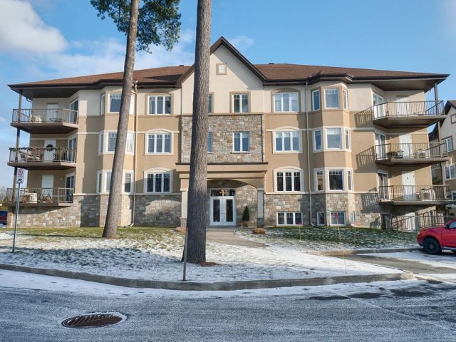 Condo à Louer Rue De Cannes Gatineau